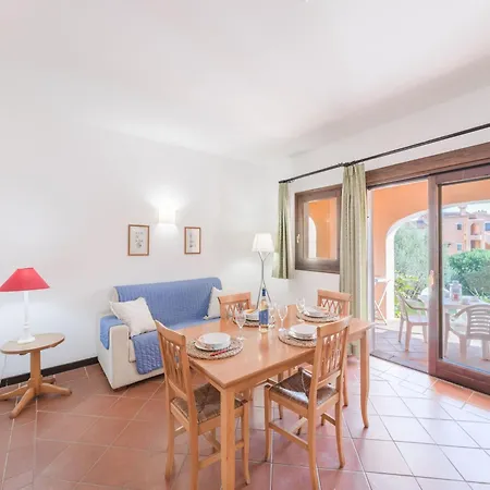 Comfortable And Bright Flat Apartment